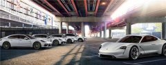 <b>�W�޽�6�ɵ�ȫ�±��r��Panamera܇�;�����˻����</b>