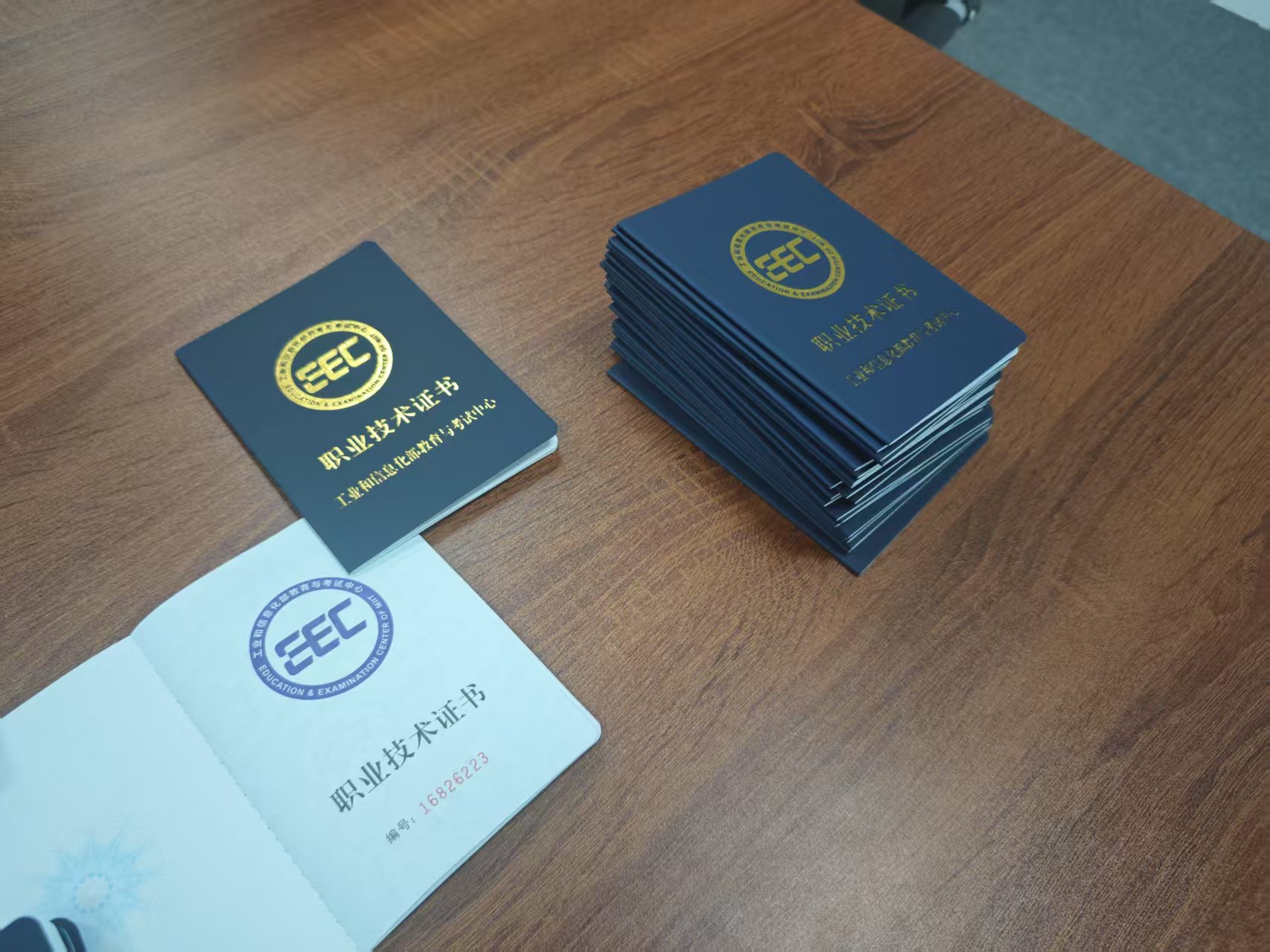 <b>ȥ���￼늳����칤�̎��I(y��)�����C�� 늳����칤�̎���(b��o)����Щ�C��</b>
